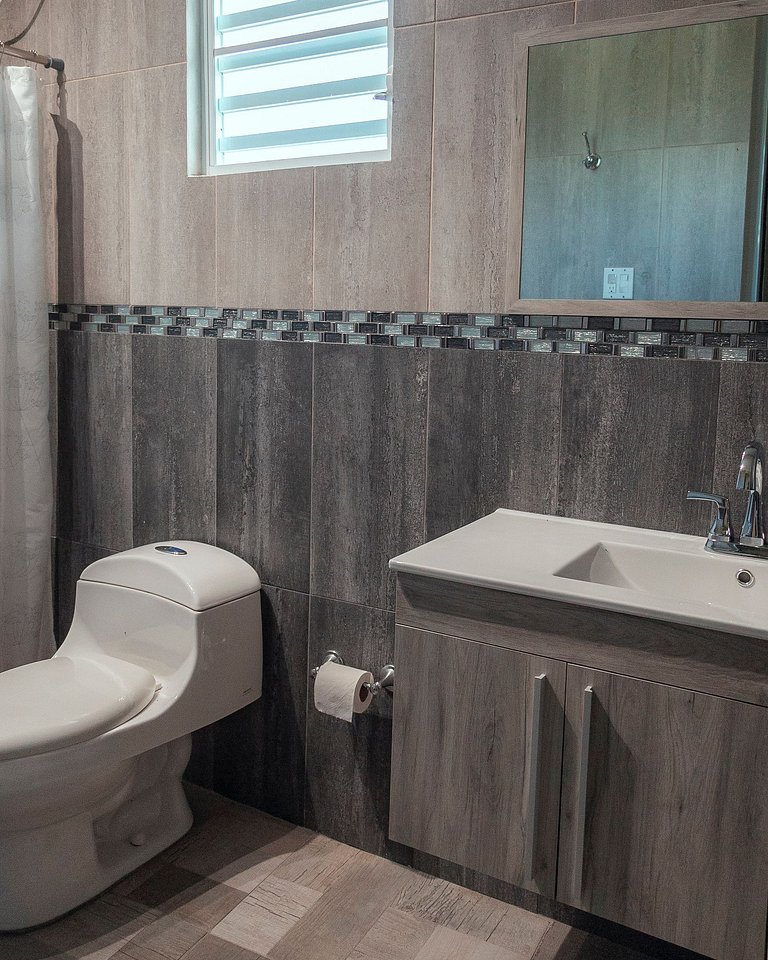 Seven Seas Beachfront Studio for Two