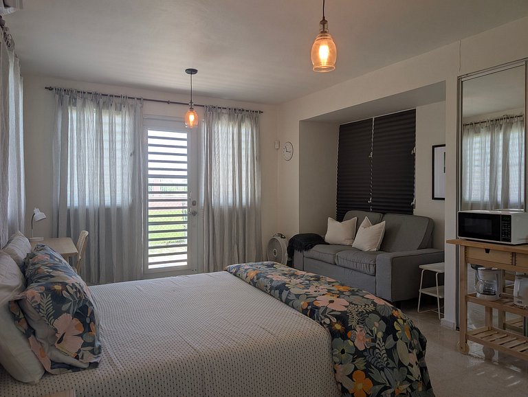 Estudio frente a la playa en Luquillo