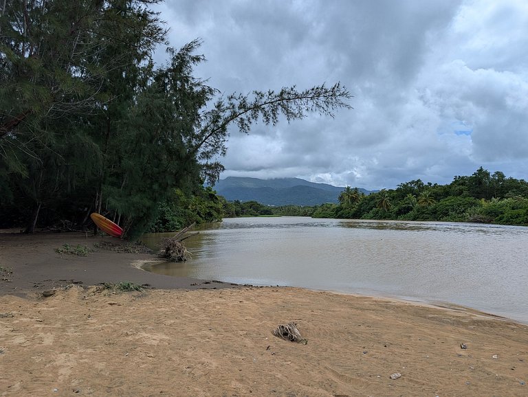 Estudio frente a la playa en Luquillo
