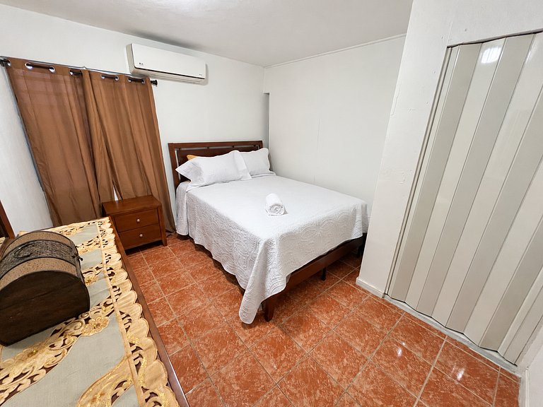 Basecamp en Ceiba Tres Habitaciones con Balcon