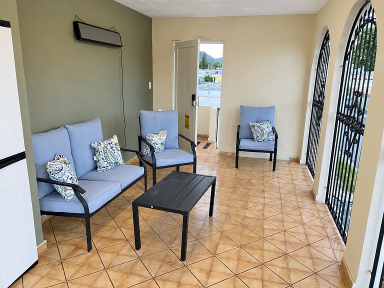 Basecamp en Ceiba Tres Habitaciones con Balcon